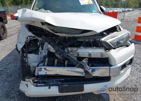 2015 Toyota 4Runner Limited z USA, uszkodzony, nr VIN JTEBU5JR1F5256548